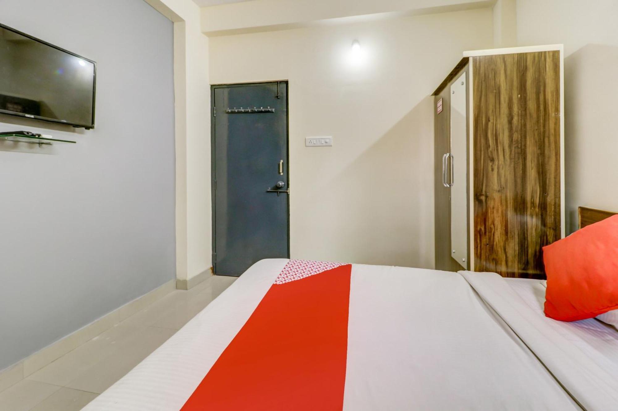 Hotel O The Crown Inn Nagpur Exterior photo